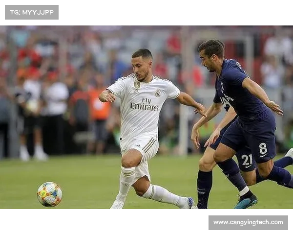 小卢卡斯替补背后的效果如何？