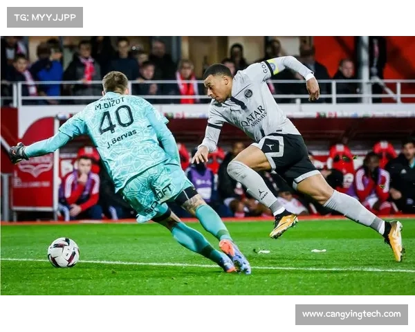 法甲冠军荣耀回顾：重温每一个激动人心的胜利瞬间